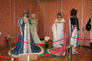 Palais du Costume – Mazarin image