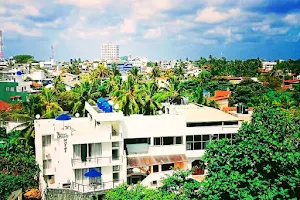 Royal Mount Hotel mount lavinia image