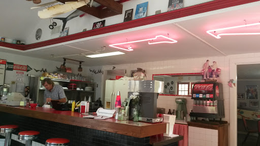 Performing Arts Theater «Pine Knob Theatre», reviews and photos, 2250 Pine Knob Rd, Caneyville, KY 42721, USA