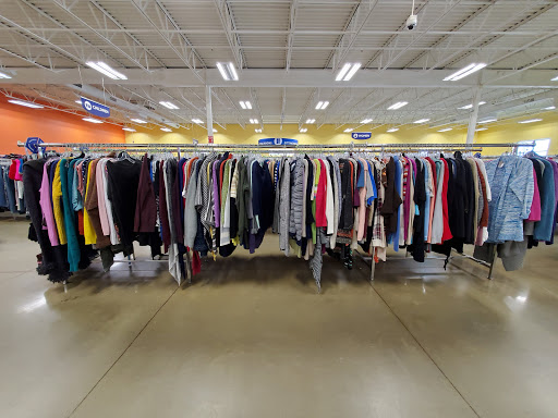 Thrift Store «Goodwill - Blaine: Ball Road NE», reviews and photos, 4333 Ball Rd NE, Circle Pines, MN 55014, USA