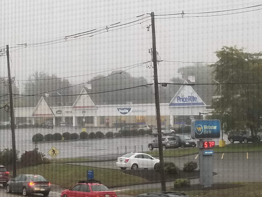 Grocery Store «Price Rite of Stoughton», reviews and photos, 666 Washington St, Stoughton, MA 02072, USA