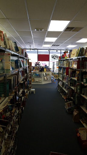 Book Store «Book Bank», reviews and photos, 13002 Seminole Blvd #8, Largo, FL 33778, USA