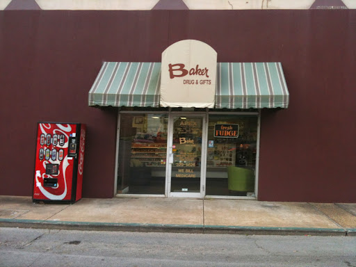Baker Drug, 924 Front St, Conway, AR 72032, USA, 