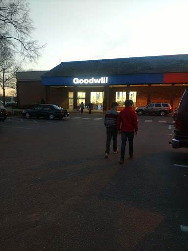 Donations Center «Goodwill Williamsburg Retail Store», reviews and photos, 1310 Richmond Rd, Williamsburg, VA 23185, USA