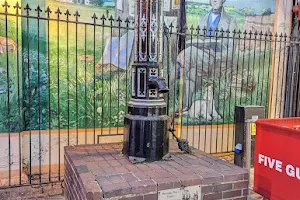 Bromley Town Pump image
