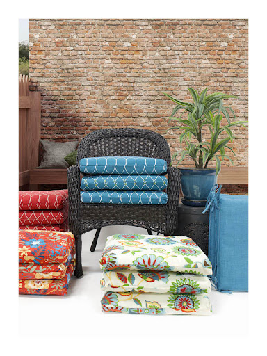 Home Goods Store «Old Time Pottery Clarksville», reviews and photos, 951 E Lewis and Clark Pkwy, Clarksville, IN 47129, USA