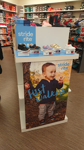 Shoe Store «Famous Footwear», reviews and photos, 1515 US-22 #42, Watchung, NJ 07069, USA