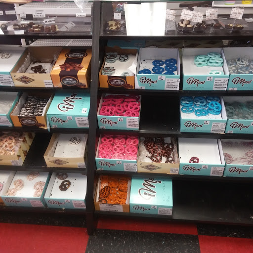 Candy Store «The Candy Store», reviews and photos, 7002 Reisterstown Rd, Baltimore, MD 21215, USA