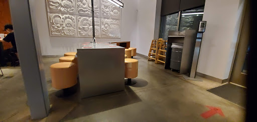 Mexican Restaurant «Chipotle Mexican Grill», reviews and photos, 1641 24th Ave NW, Norman, OK 73069, USA