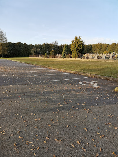Parkoviště - hřbitov