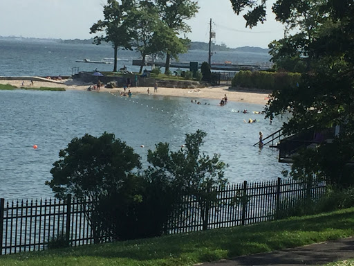 Park «Larchmont Manor Park», reviews and photos, 108 Park Ave, Larchmont, NY 10538, USA
