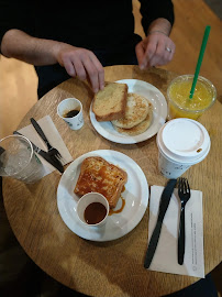 Café du Restaurant servant le petit-déjeuner Starbucks à Paris - n°11