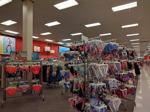 Department Store «Target», reviews and photos, 200 W Orangethorpe Ave, Fullerton, CA 92832, USA