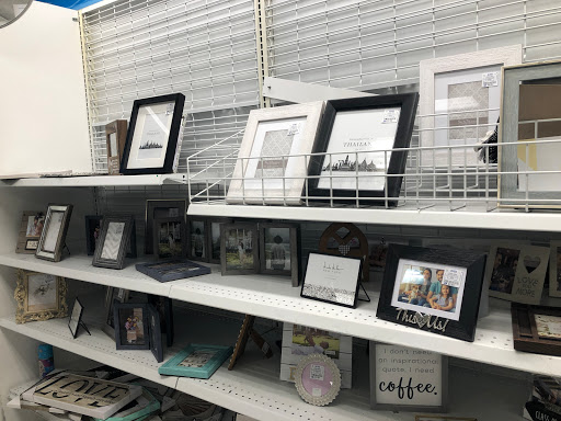 Clothing Store «Ross Dress for Less», reviews and photos, 6298 Seven Corners Center, Falls Church, VA 22044, USA