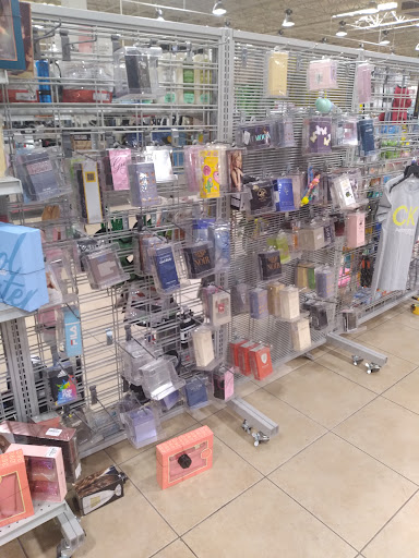 Clothing Store «Burlington Coat Factory», reviews and photos, 31940 Gratiot Ave, Roseville, MI 48066, USA