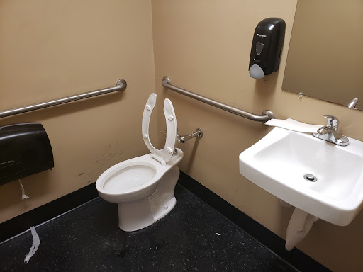 Tire Shop «Firestone Complete Auto Care», reviews and photos, 7179 N Davis Hwy, Pensacola, FL 32504, USA