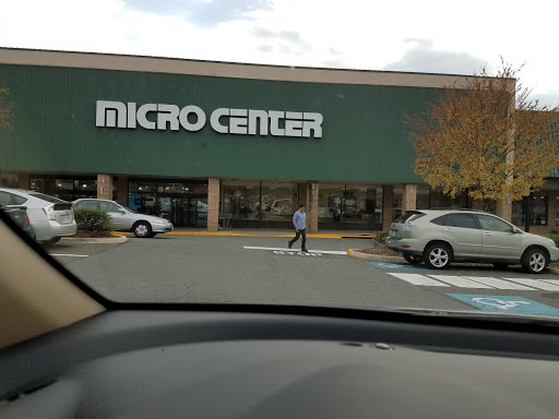 Computer Store «Micro Center», reviews and photos, 3089 Nutley St SW, Fairfax, VA 22031, USA