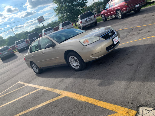 Used Car Dealer «CarHop Auto Sales & Finance», reviews and photos, 2527 SE 14th St, Des Moines, IA 50320, USA