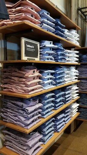 Clothing Store «L.L. Bean», reviews and photos, 280 School St, Mansfield, MA 02048, USA