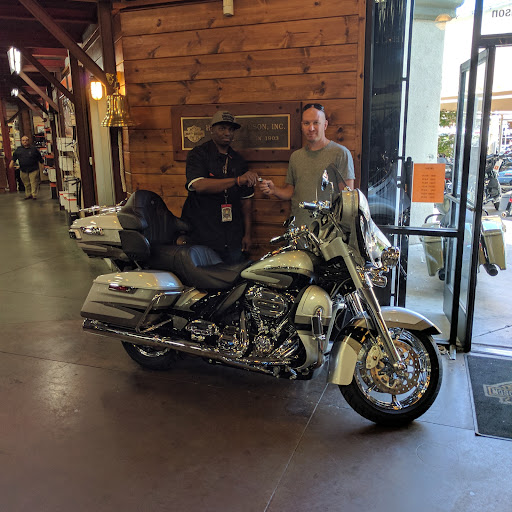 Harley-Davidson Dealer «Lane Splitter Harley-Davidson», reviews and photos, 1551 Parkmoor Ave, San Jose, CA 95128, USA