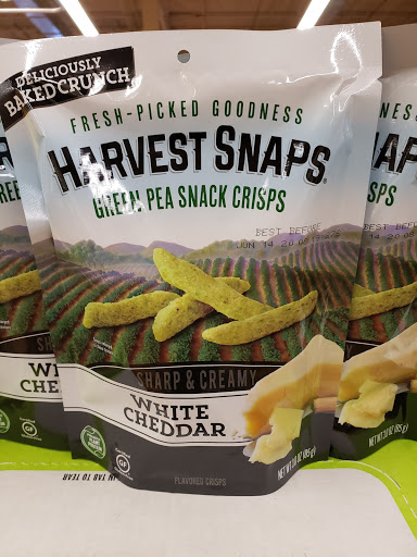 Grocery Store «Fresh Thyme Farmers Market- 82nd», reviews and photos, 4225 E 82nd St, Indianapolis, IN 46250, USA