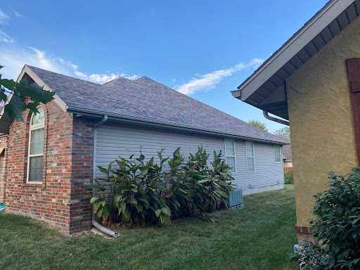 Roofing Contractor «A-1 Guarantee Roofing», reviews and photos, 5398 W Chestnut Expy, Springfield, MO 65802, USA