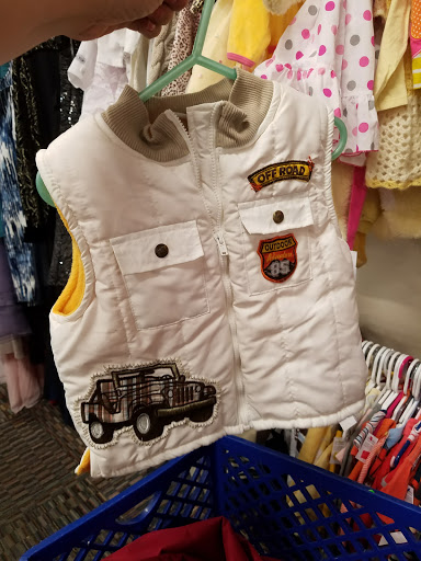 Non-Profit Organization «Southern Oregon Goodwill Retail Store», reviews and photos