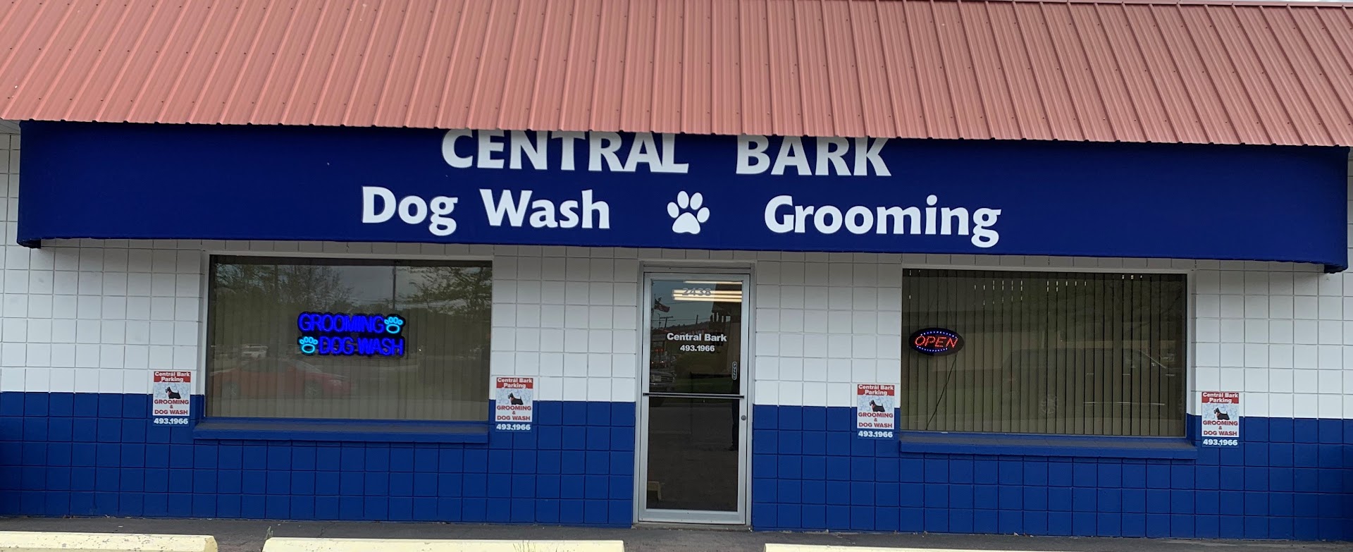 Central Bark Grooming & Dog Wash