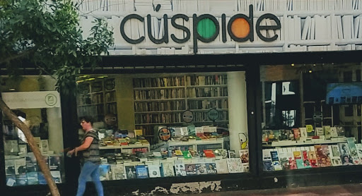 Cúspide Libros