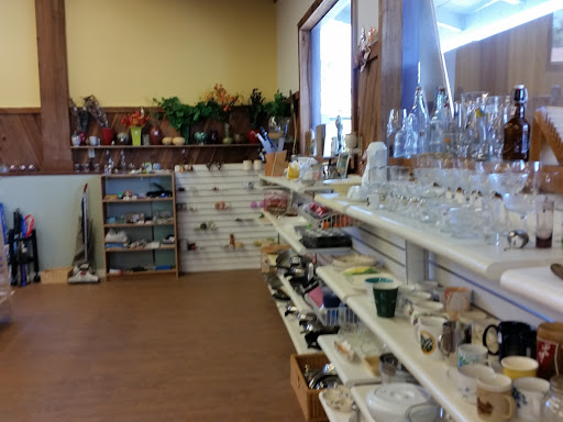 Thrift Store «State of the Ark», reviews and photos, 18274 Old Hwy 1, Fort Bragg, CA 95437, USA