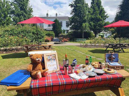 Castle Oaks Spa - Castle Oaks Spa