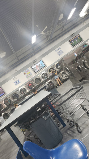 Laundromat «Laundry Kingdom Of Shirley», reviews and photos, 579 Montauk Hwy, Shirley, NY 11967, USA