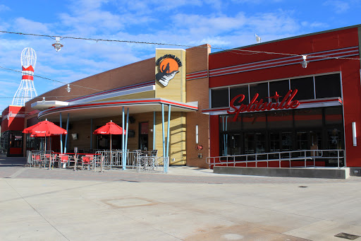 Bar & Grill «Howl at the Moon | Splitsville Luxury Lanes», reviews and photos, 220 Patriot Pl, Foxborough, MA 02035, USA