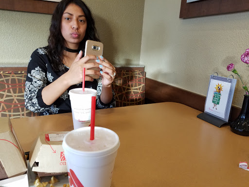 Fast Food Restaurant «Chick-fil-A», reviews and photos, 912 Pleasant Grove Blvd, Roseville, CA 95678, USA