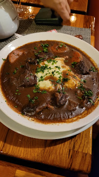 Bœuf bourguignon du Restaurant français Au virage Lepic à Paris - n°8