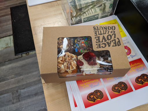 Donut Shop «Peace, Love and Little Donuts of Bethel Park», reviews and photos, 100 Broughton Rd, Bethel Park, PA 15102, USA