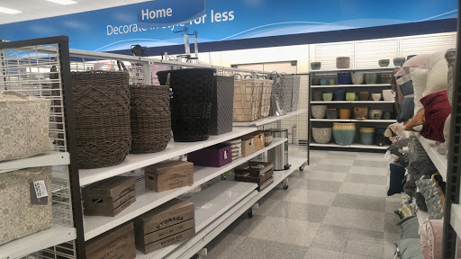 Clothing Store «Ross Dress for Less», reviews and photos, 1401 Missouri Ave N, Largo, FL 33770, USA