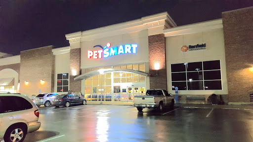 Pet Supply Store «PetSmart», reviews and photos, 1801 Howell Mill Rd NW, Atlanta, GA 30318, USA