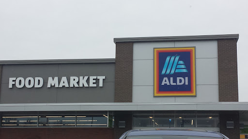 Supermarket «ALDI», reviews and photos, 300 S State Rd 135, Greenwood, IN 46142, USA