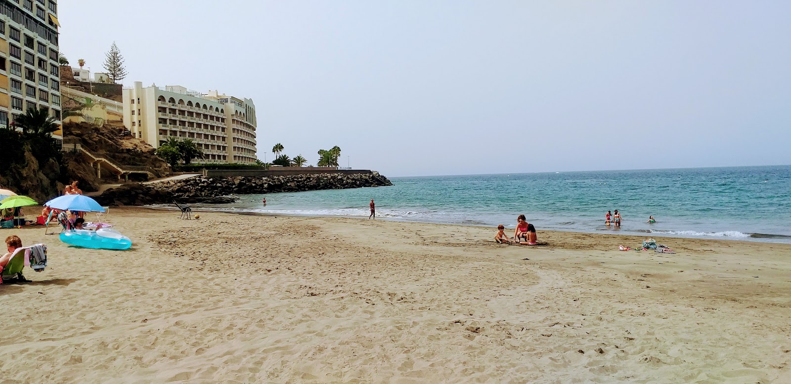 Foto von Patalavaca Beach mit sehr sauber Sauberkeitsgrad