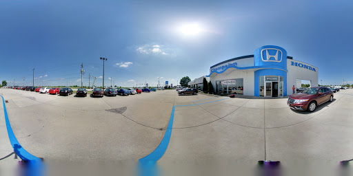 Honda Dealer «Honda BMW of Champaign», reviews and photos, 100 Burwash Ave, Savoy, IL 61874, USA