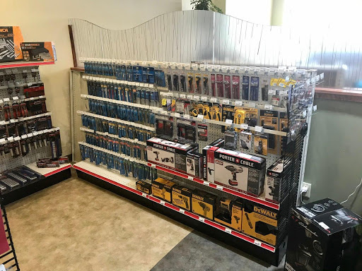 Auto Parts Store «Carquest Auto Parts», reviews and photos, 70 N Peru St, Cicero, IN 46034, USA