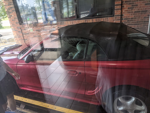 Car Wash «Waterway Gas & Wash», reviews and photos, 15606 Olive Blvd, Chesterfield, MO 63017, USA