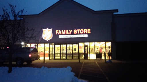 The Salvation Army Family Store & Donation Center, 4901 Washington Ave, Racine, WI 53406, Thrift Store