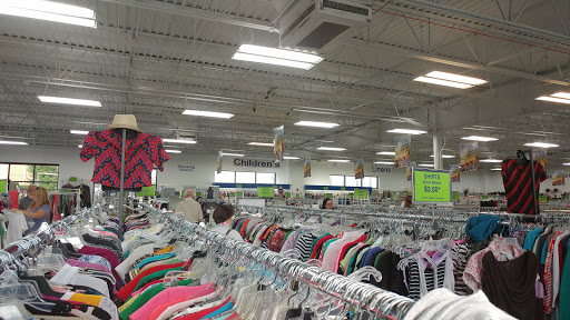 Thrift Store «Goodwill Retail Store of Lake St. Louis», reviews and photos, 913 Robert Raymond Dr, Lake St Louis, MO 63367, USA