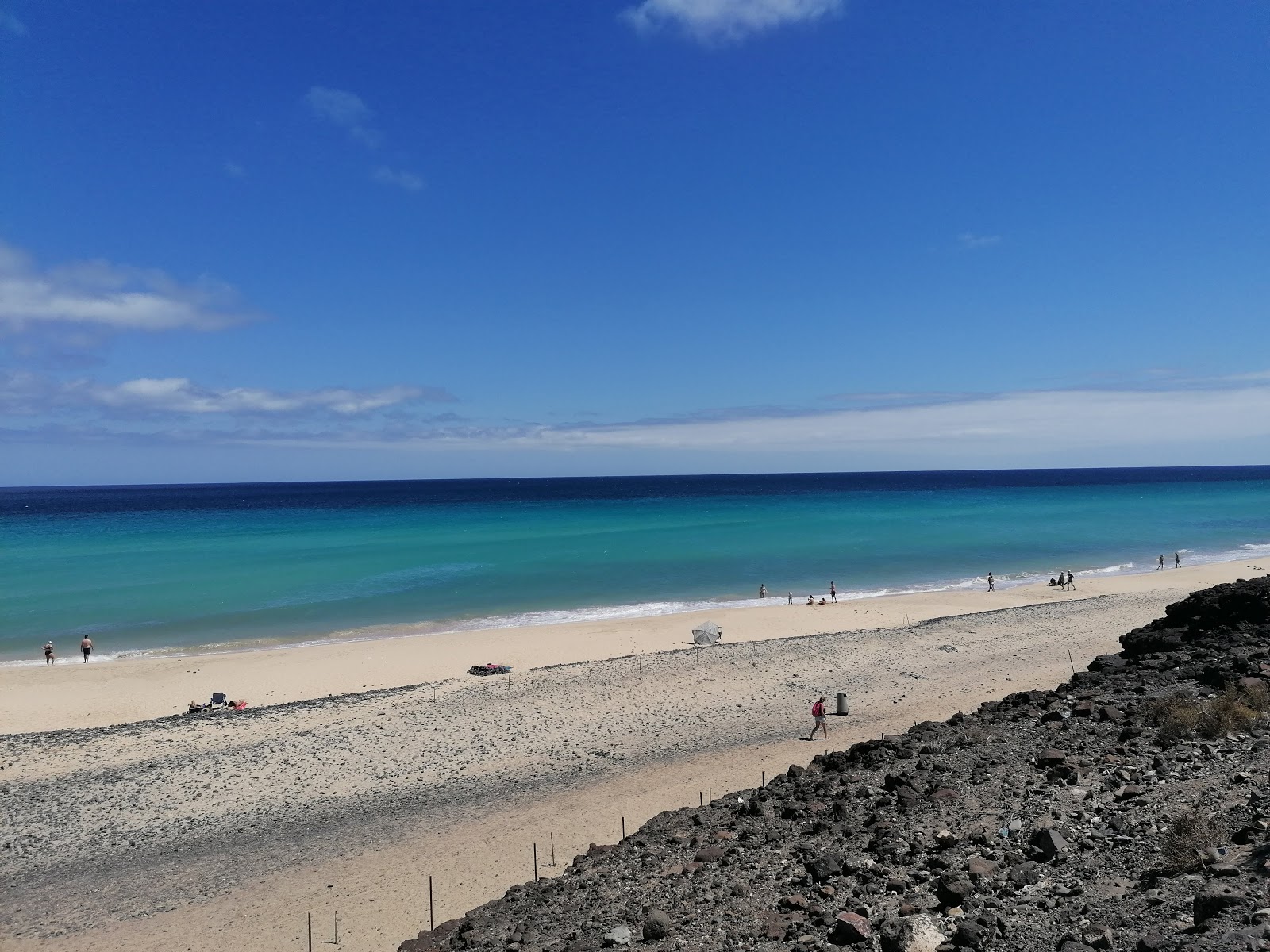 Foto de Playa Del Mal Nombre con agua cristalina superficie