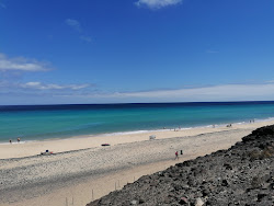 Foto di Playa Del Mal Nombre con costa lunga e dritta
