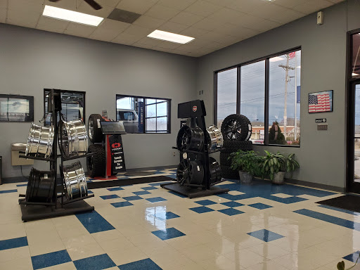 Tire Shop «Gateway Tire & Service Center», reviews and photos, 2365 Smithville Hwy, McMinnville, TN 37110, USA