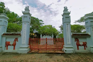 Đền thờ Nguyễn Công Trứ image