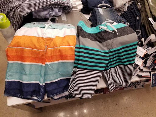 Clothing Store «Old Navy», reviews and photos, 1730 W Fullerton Ave, Chicago, IL 60614, USA